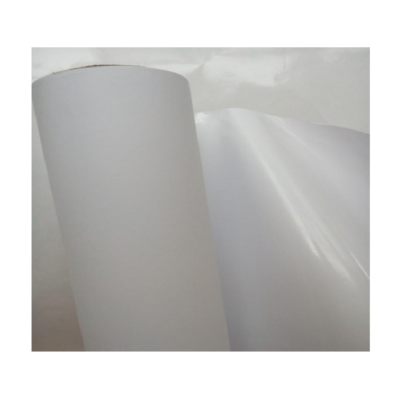 Proč se plast používá jako nátěr na papírových kelímcích?